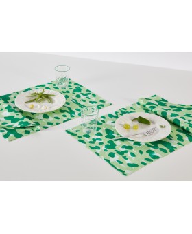 APPLE PLACEMATS